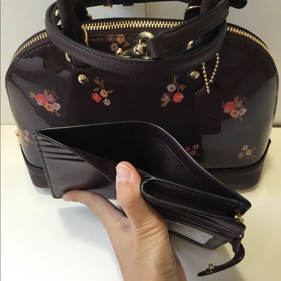 🍀Coach Set🍀 - Picture 3 of 8